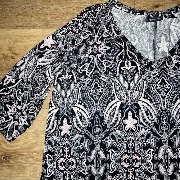 Jones New York Women’s Black and White,Pink Paisley Floral Blouse Size X1 boho - Picture 6 of 13